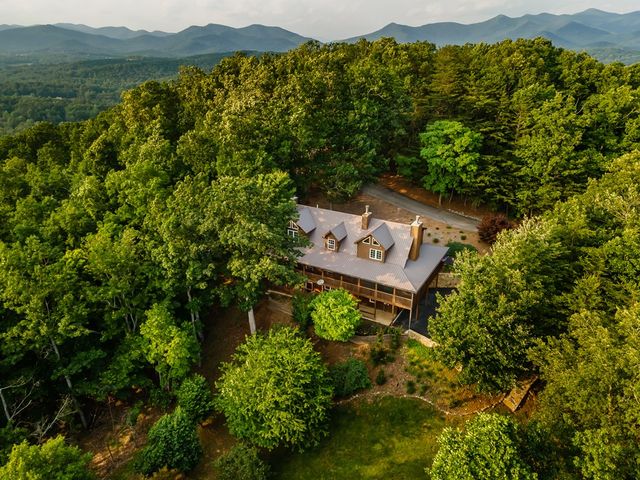 349 Moon Shadow View N, Blairsville, GA 30512