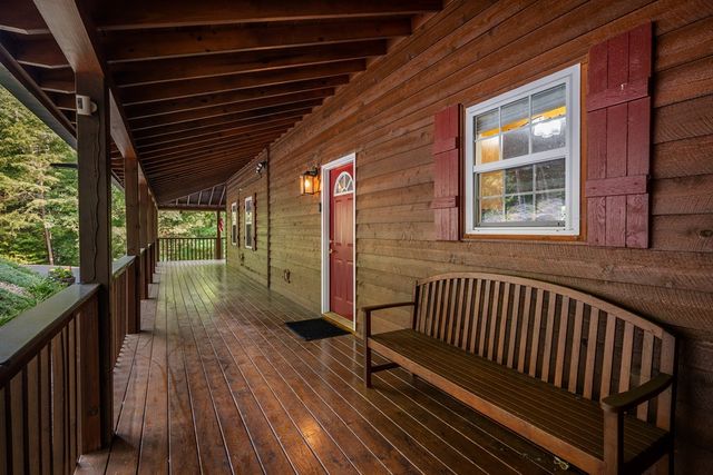 349 Moon Shadow View N, Blairsville, GA 30512