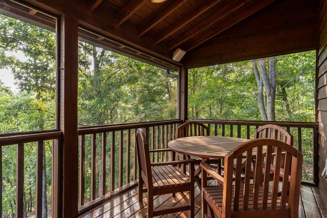 349 Moon Shadow View N, Blairsville, GA 30512