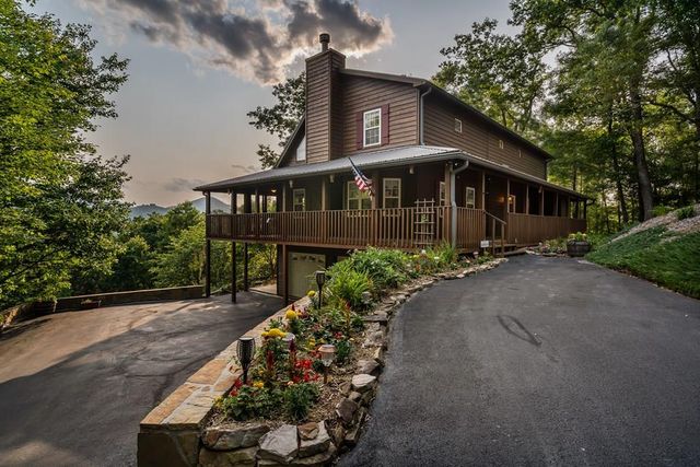 349 Moon Shadow View N, Blairsville, GA 30512