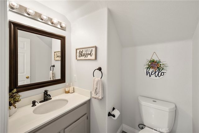 27199 Echo Canyon Court, Corona, CA 92883