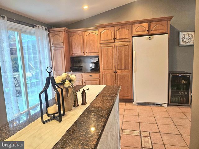 1049 WAYLAND AVE, Bensalem, PA 19020