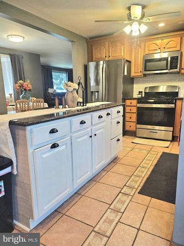 1049 WAYLAND AVE, Bensalem, PA 19020