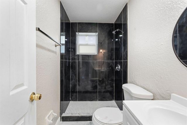 166 SW 3rd Street A-d, Deerfield Beach, FL 33441