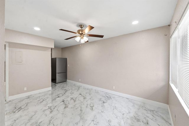 166 SW 3rd Street A-d, Deerfield Beach, FL 33441