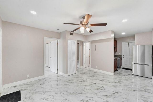 166 SW 3rd Street A-d, Deerfield Beach, FL 33441