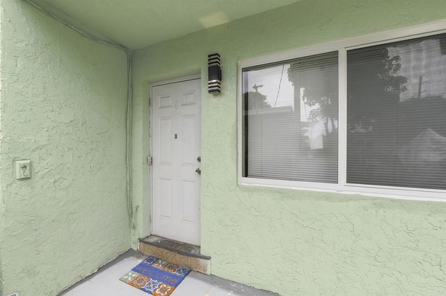 166 SW 3rd Street A-d, Deerfield Beach, FL 33441