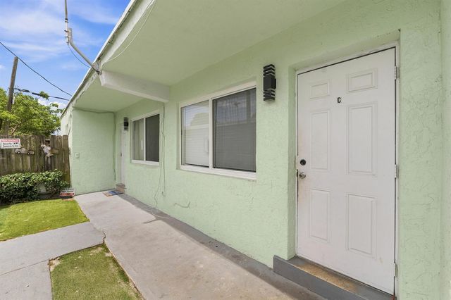 166 SW 3rd Street A-d, Deerfield Beach, FL 33441