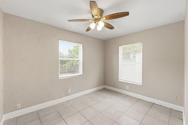 166 SW 3rd Street A-d, Deerfield Beach, FL 33441