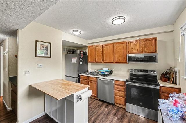 3729 Brush Creek Drive, Lawrence, KS 66047
