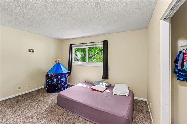 3729 Brush Creek Drive, Lawrence, KS 66047