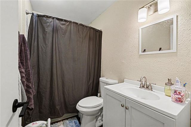 3729 Brush Creek Drive, Lawrence, KS 66047