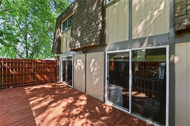 3729 Brush Creek Drive, Lawrence, KS 66047