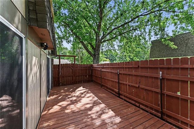 3729 Brush Creek Drive, Lawrence, KS 66047