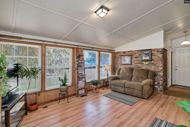 512 Kendall Drive, Batesburg, SC 29006