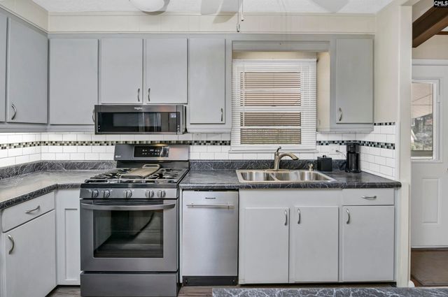 512 Kendall Drive, Batesburg, SC 29006