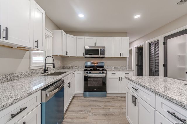 1315 Olive, Jourdanton, TX 78026