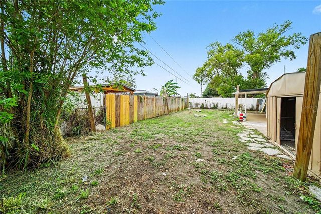 7813 N MATANZAS AVENUE, Tampa, FL 33614