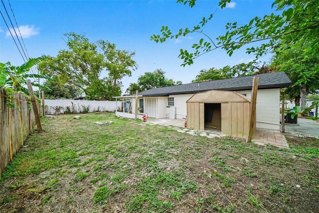 7813 N MATANZAS AVENUE, Tampa, FL 33614