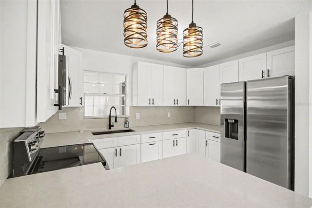 7813 N MATANZAS AVENUE, Tampa, FL 33614