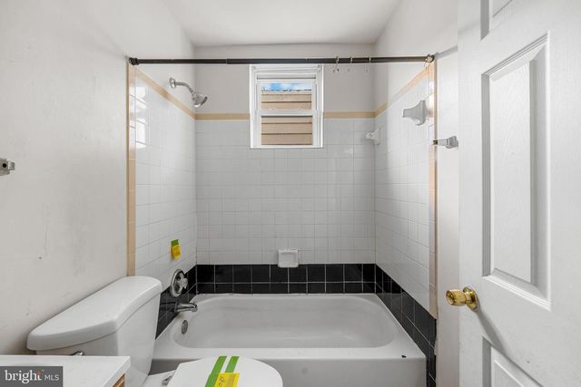 3805 WYALUSING AVE, Philadelphia, PA 19104