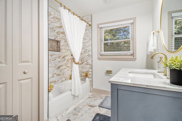 2508 Fontaine Circle, Decatur, GA 30032