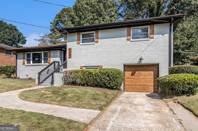 2508 Fontaine Circle, Decatur, GA 30032