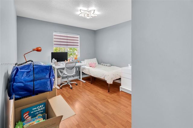 11369 NW 73rd Terrace, Doral, FL 33178