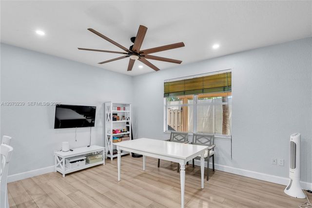 11369 NW 73rd Terrace, Doral, FL 33178