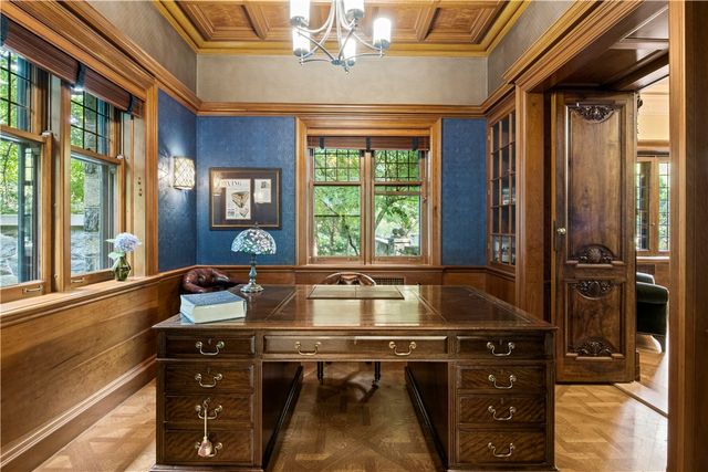 2615 East Avenue, Brighton, NY 14610