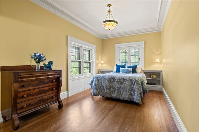 2615 East Avenue, Brighton, NY 14610