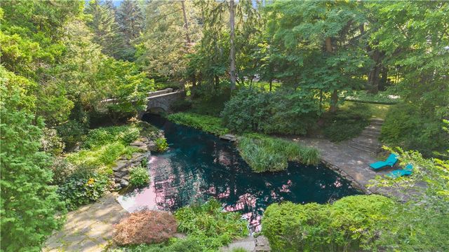 2615 East Avenue, Brighton, NY 14610