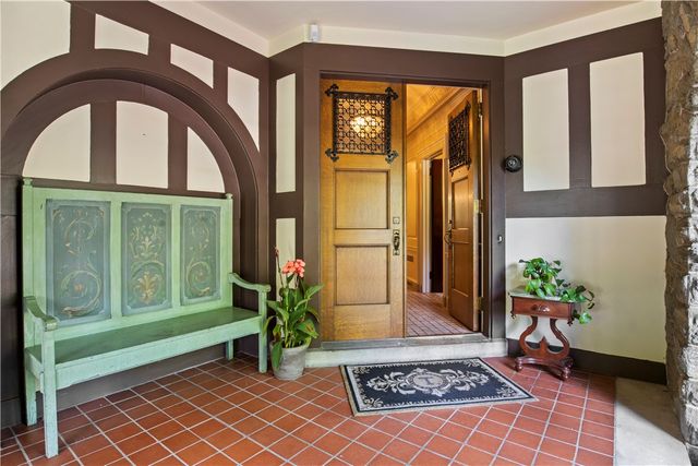 2615 East Avenue, Brighton, NY 14610