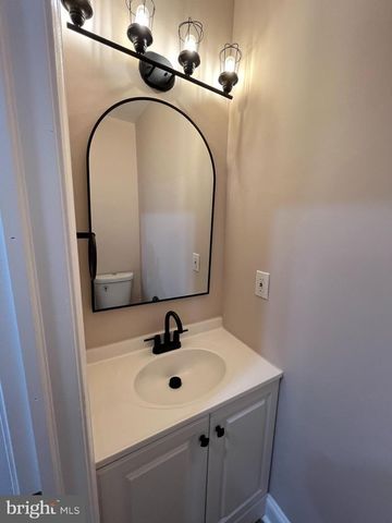 2317 E FAYETTE ST E, Baltimore, MD 21224