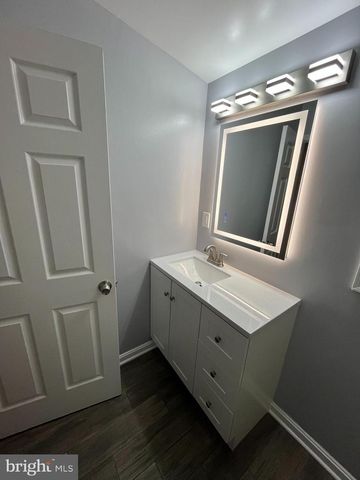 2317 E FAYETTE ST E, Baltimore, MD 21224