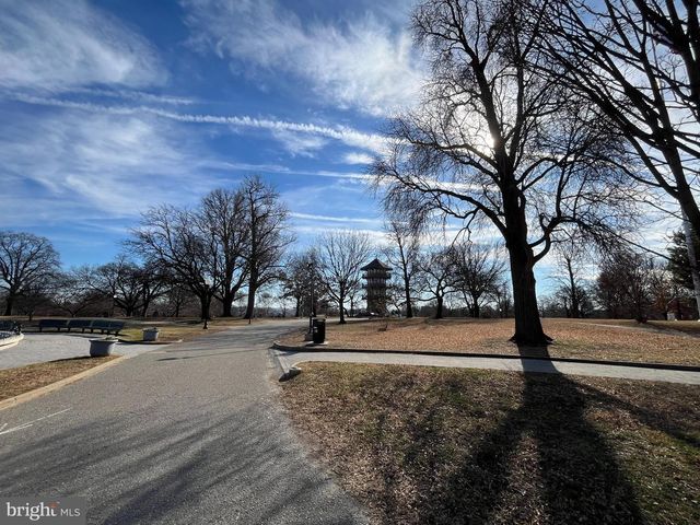 2317 E FAYETTE ST E, Baltimore, MD 21224