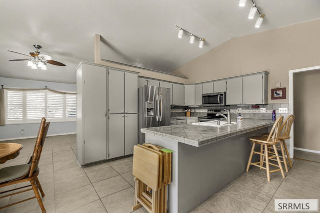 3245 S 55th W, Idaho Falls, ID 83402