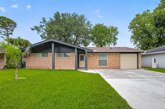 5803 Greencraig Drive, Houston, TX 77035