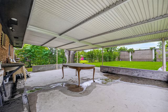 5803 Greencraig Drive, Houston, TX 77035