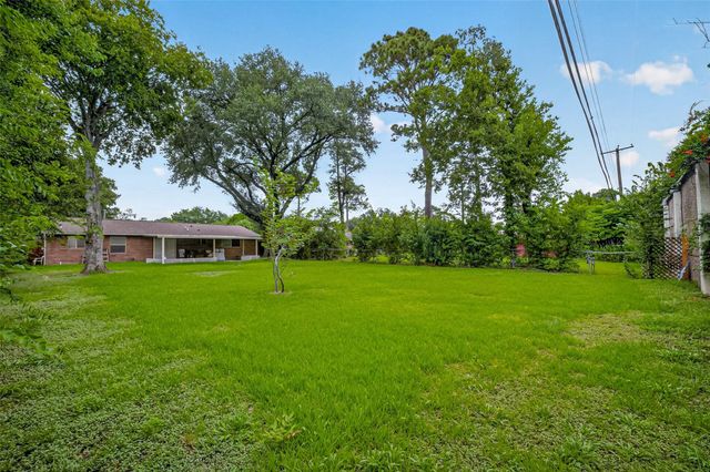5803 Greencraig Drive, Houston, TX 77035