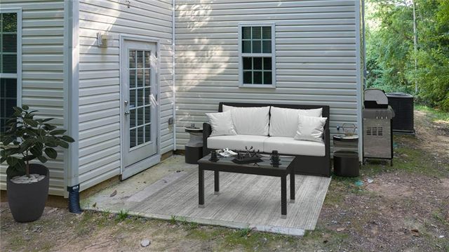 5181 Heather SE Road, Smyrna, GA 30082