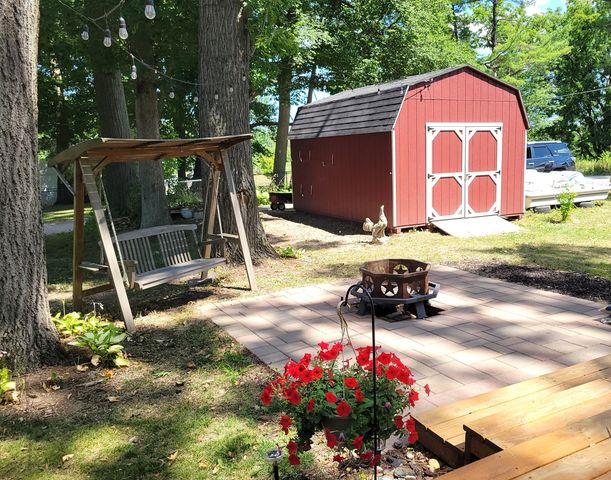 12779 Elton Street NE, Gowen, MI 49326