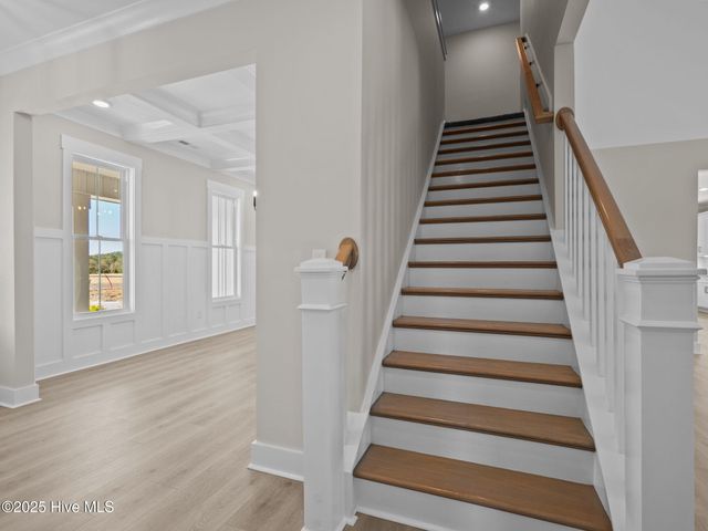 120 Cripple Creek Drive, Peletier, NC 28584