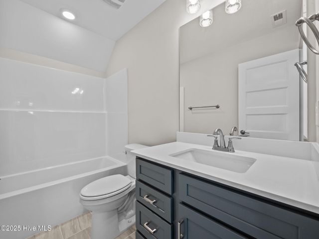 120 Cripple Creek Drive, Peletier, NC 28584