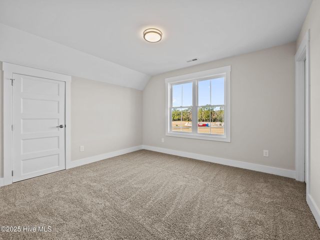 120 Cripple Creek Drive, Peletier, NC 28584