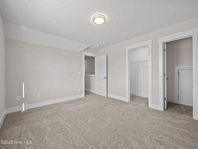 120 Cripple Creek Drive, Peletier, NC 28584