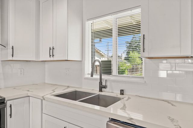 2504 48th Ave, Sacramento, CA 95822