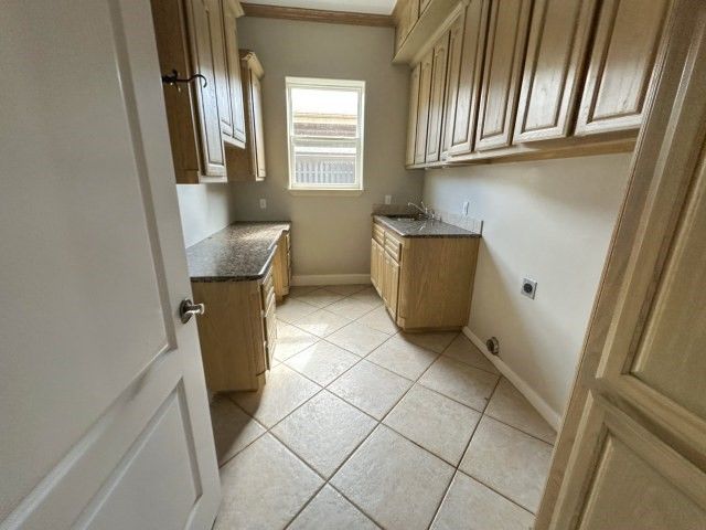 201 Casas Del Sur Street, Granbury, TX 76049