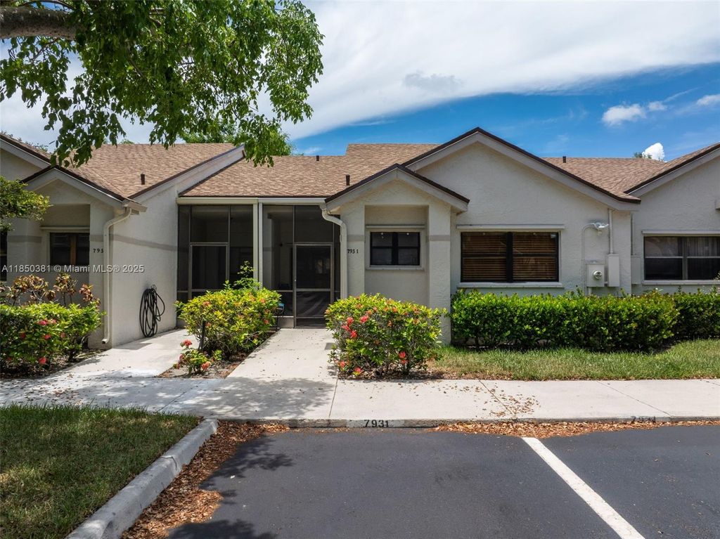 7931 NW 10th Ct, Plantation, FL 33322