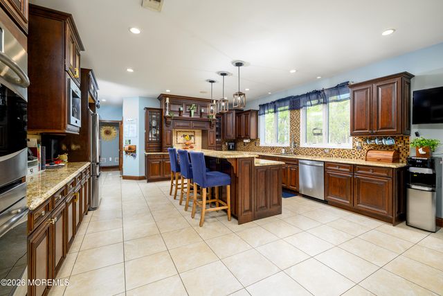 60 Partners Lane, Freehold, NJ 07728